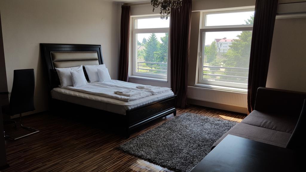 Sunlight Studio Apartment 拉迪亚 外观 照片