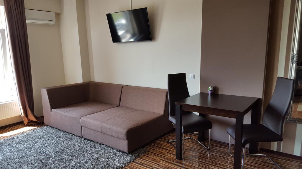 Sunlight Studio Apartment 拉迪亚 外观 照片